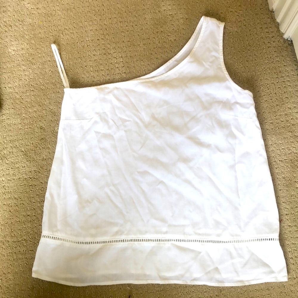Cloth & Stone White Sleeveless Blouse